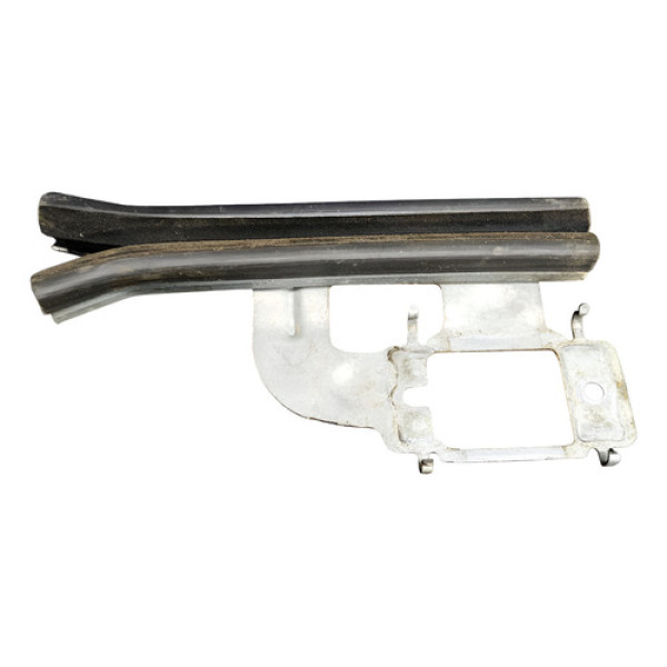 Guia Vidro/suporte Limitador Tras Dir Peugeot 208 2013/2015 Preto