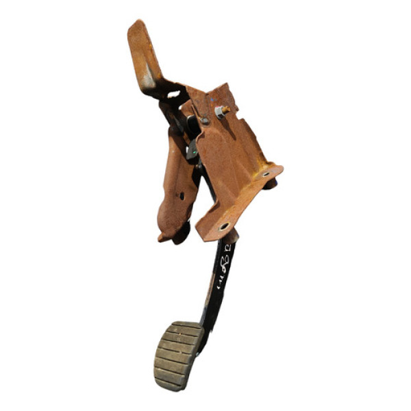Pedal Embreagem Renault Duster Oroch 2015 2016 2017