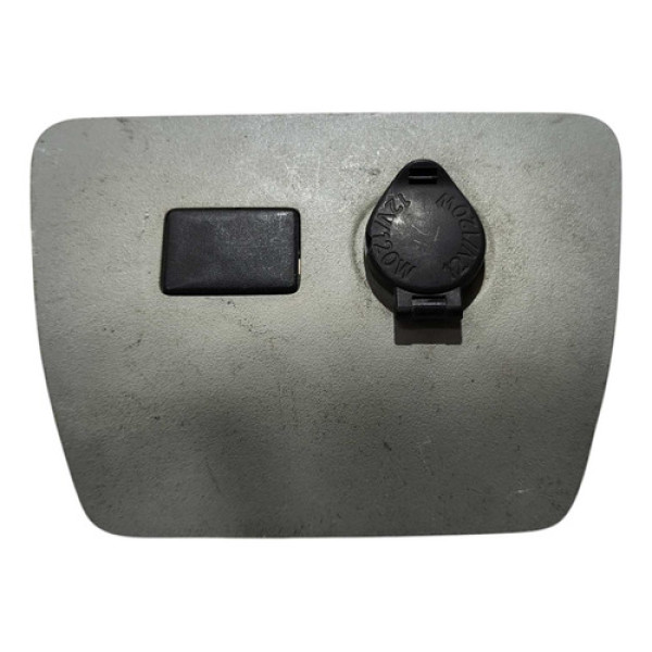 Moldura Tomada 12v 5881847080 Toyota Prius 2012 2013