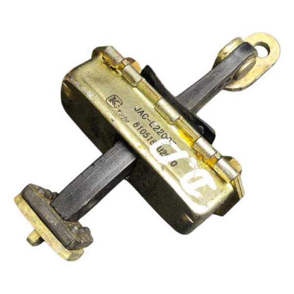Limitador Porta Diant Direito 6105180u2010 Jac J6 2011/2013