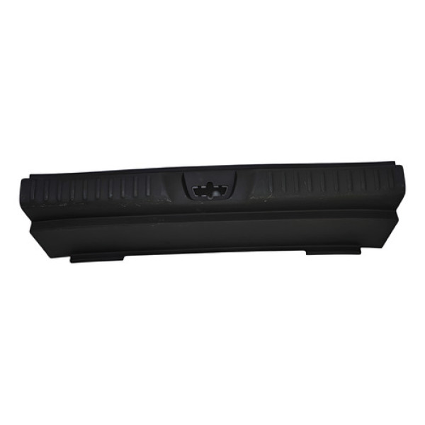 Soleira Porta Malas 26226164 Chevrolet Tracker 2020 A 2022 Preto