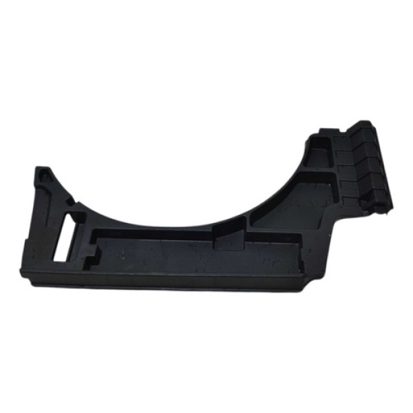 Moldura Direita Porta Malas Toyota Corolla Cross 2022/2024