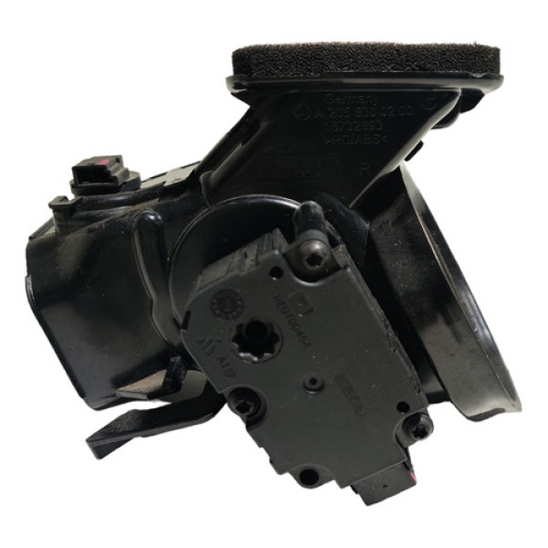 Duto Ar Cond Direito Mercedes C180 2016 A 2018 A2058300200 