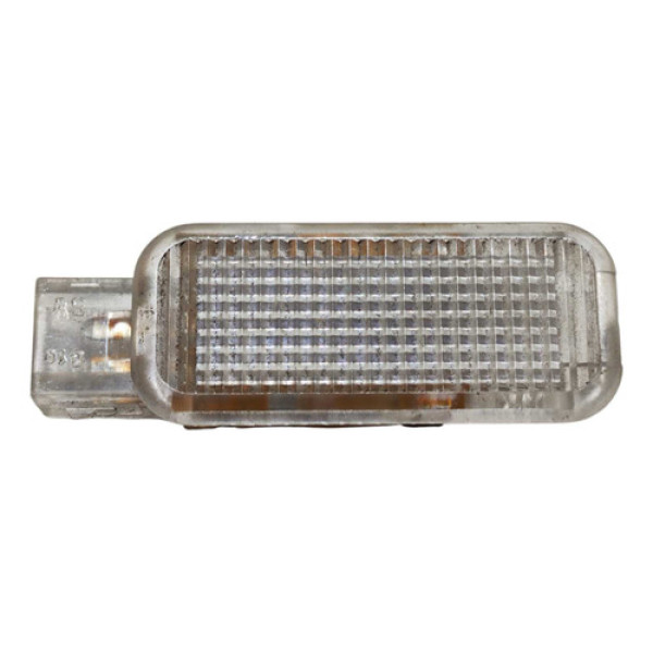 Luz Cortesia Forro Porta Audi A4 2004 2005 A 2008 4b0947415