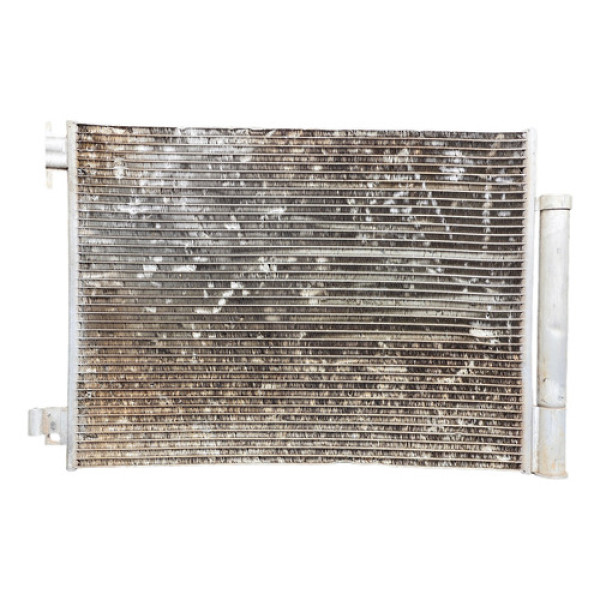 Condensador Ar Duster Sandero 2014 A 2020 Detalhe 921001908r