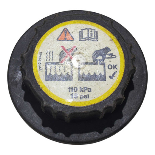 Tampa Reservatório Água 1w138101aa Ford Fusion 2010 A 2011