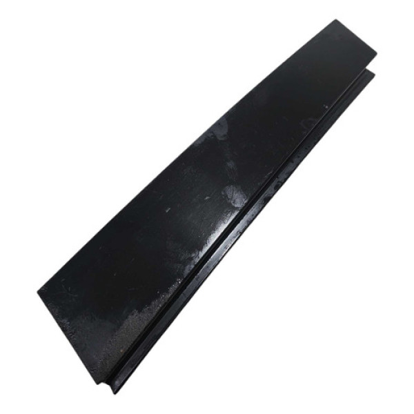 Moldura Coluna Porta Tras Dir Vw Jetta 2009/2011 1k5839902d 