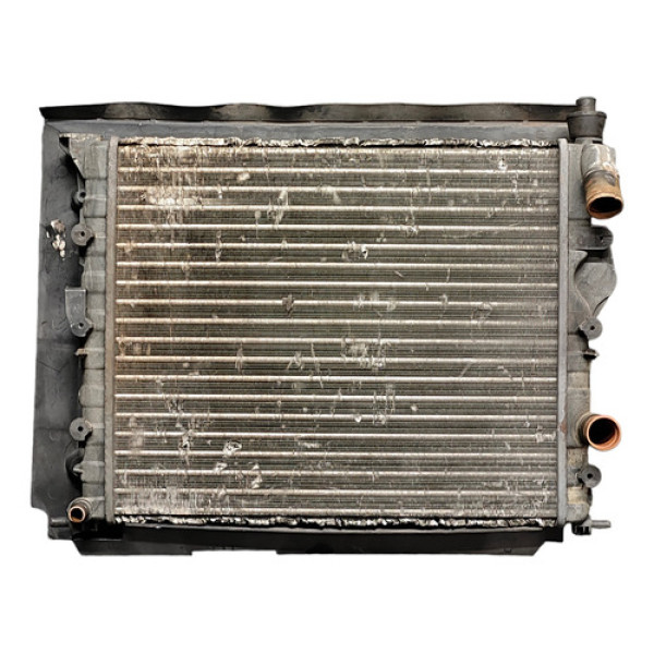 Grade Radiador 8200024036 Renault Kangoo 2001 2002 2003 2004