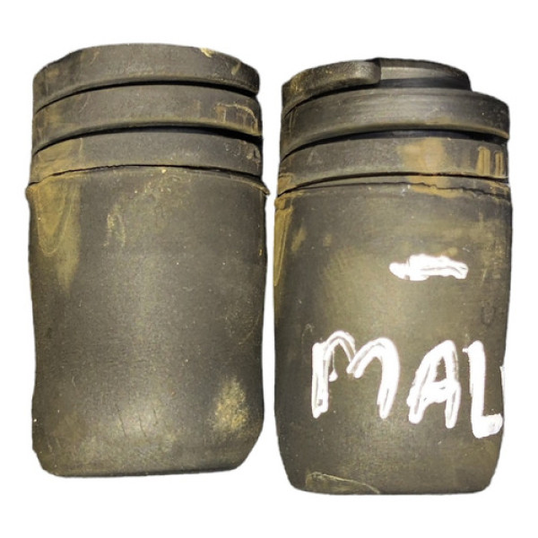 Par Borracha Batente Porta Malas Nissan Kicks 2018 2019