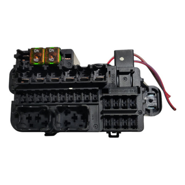 Caixa De Fusível Chevrolet Tracker 2017 2018 Detalhe