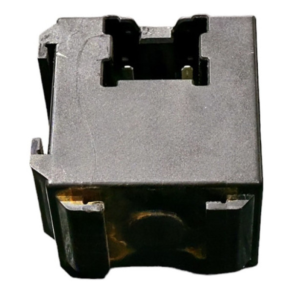 Módulo Porta Relé 25230aa010 Nissan Kicks 1.6 2017 2018 2019