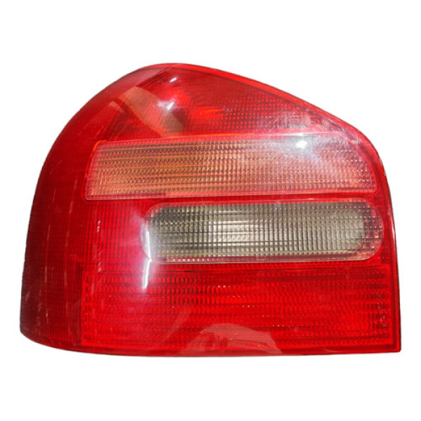 Lanterna Traseira Esquerda Audi A3 1998 1999 2000 Esquerdo Vermelho