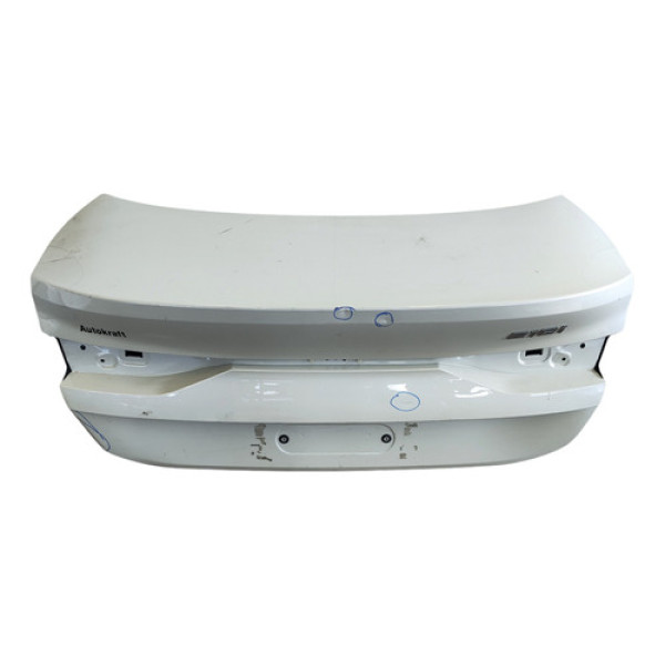 Tampa Porta Malas Bmw 218i C/detalhes  Branca