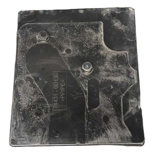 Moldura Capa Bateria 744310d130 Toyota Yaris 2021 2022 2023