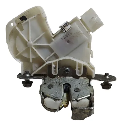 Fechadura Tampa Traseira Toyota Etios 2012/2020