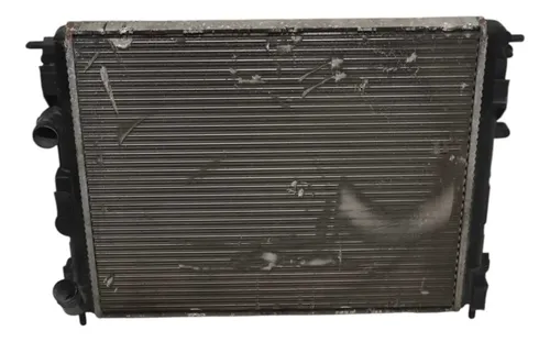Radiador Renault Sandero 1.6 2008 2009 2010 2011  8200033831